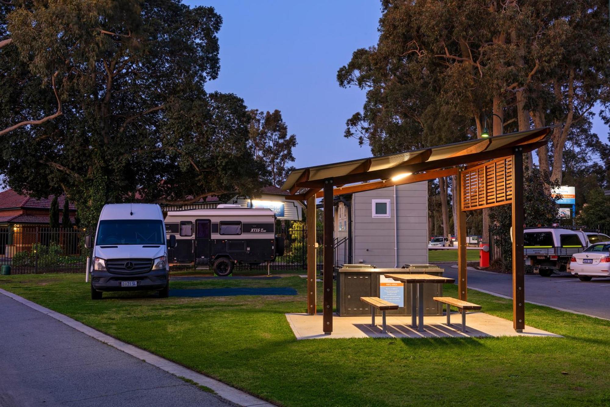 Discovery Parks - Perth Airport 외부 사진